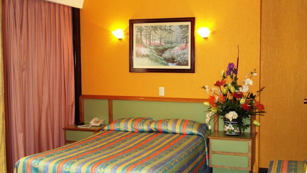 Standard  Room,1208253730:JPEG